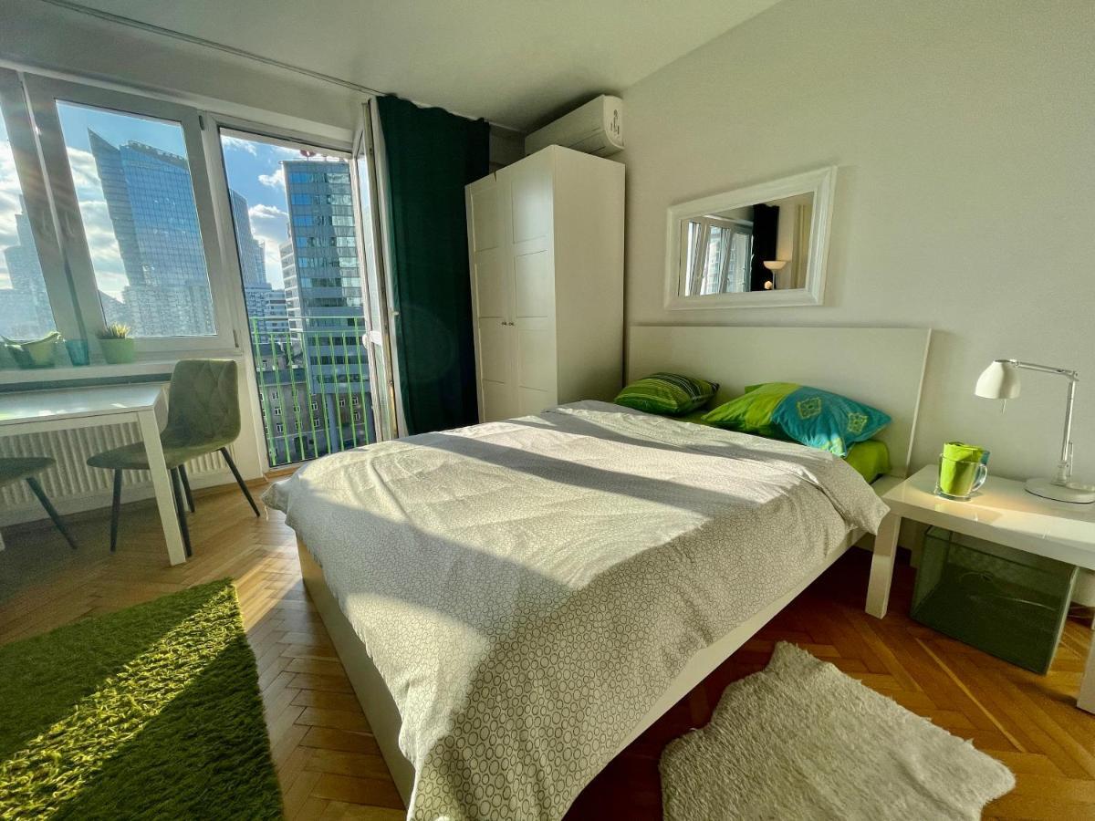 Super Apartament Green Rondo Onz Metro Nowe Wifi 300 Mb/S Aircondition Netflix Spotify Varsóvia Exterior foto